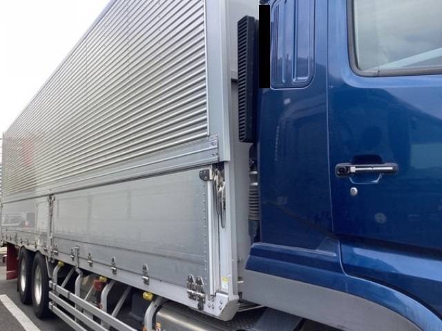 三菱ふそうスーパーグレートアルミウイング大型（10t）[写真04]