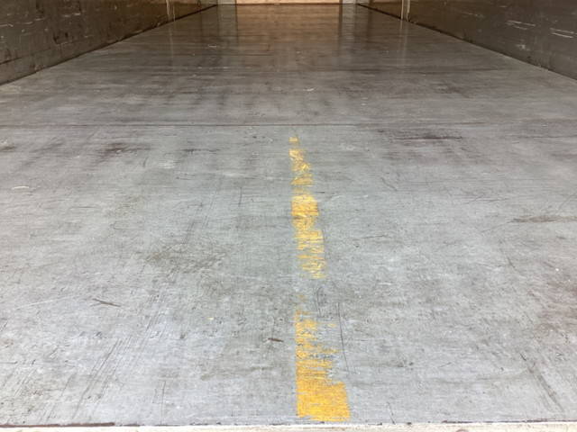 三菱ふそうスーパーグレートアルミウイング大型（10t）[写真14]