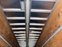 三菱ふそうスーパーグレートアルミウイング大型（10t）[写真15]