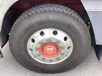 三菱ふそうスーパーグレートアルミウイング大型（10t）[写真19]