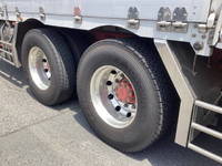 三菱ふそうスーパーグレートアルミウイング大型（10t）[写真21]