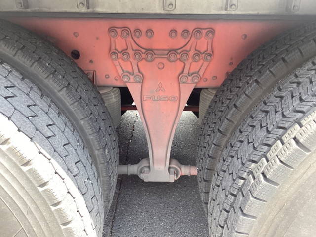 三菱ふそうスーパーグレートアルミウイング大型（10t）[写真28]