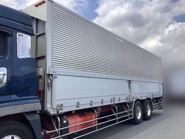 三菱ふそうスーパーグレートアルミウイング大型（10t）[写真06]