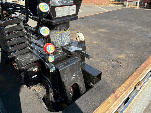 いすゞエルフアルミブロック小型（2t・3t）[写真20]