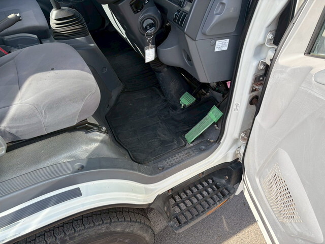 いすゞエルフアルミブロック小型（2t・3t）[写真21]