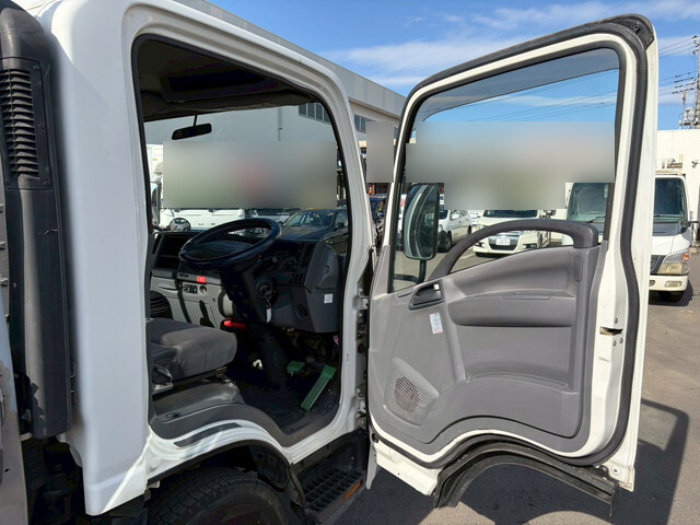 いすゞエルフアルミブロック小型（2t・3t）[写真22]