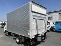 いすゞエルフアルミバン小型（2t・3t）[写真02]