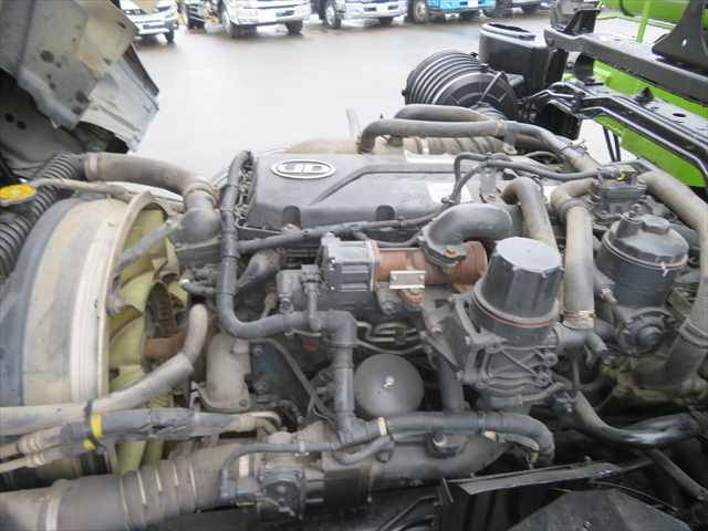 UDトラックスコンドルクレーン付増トン（6t・8t）[写真10]