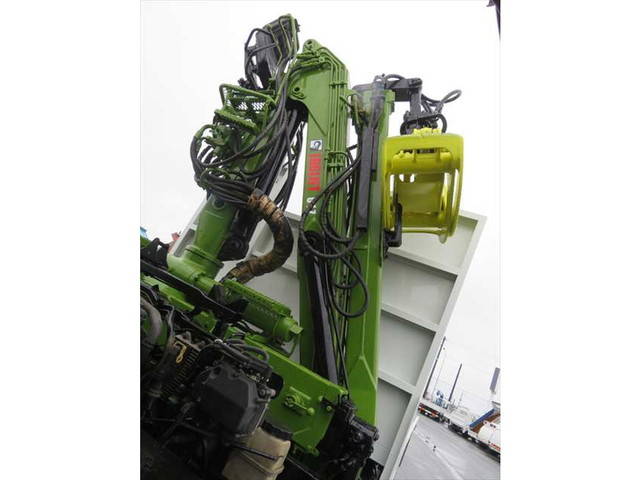 UDトラックスコンドルクレーン付増トン（6t・8t）[写真15]