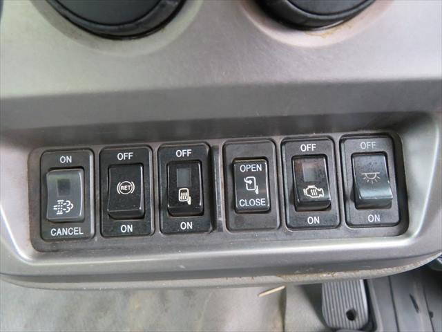 UDトラックスコンドルクレーン付増トン（6t・8t）[写真31]