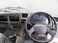 UDトラックスコンドルクレーン付増トン（6t・8t）[写真36]