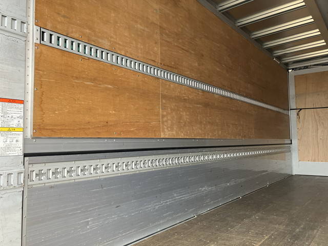 日野レンジャーアルミウイング中型（4t）[写真11]