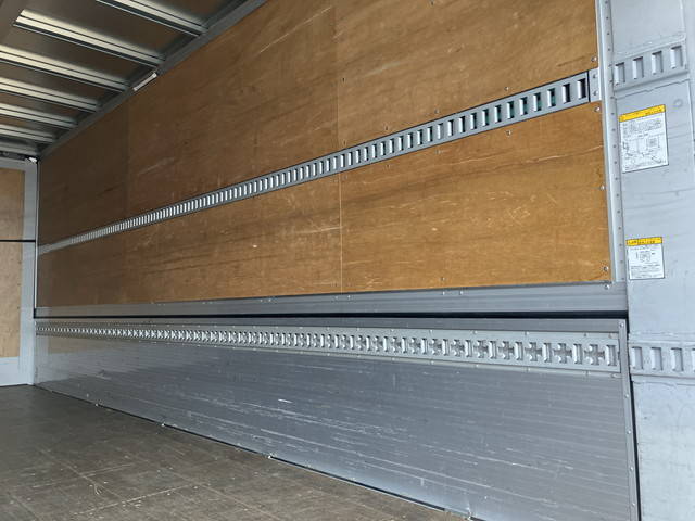 日野レンジャーアルミウイング中型（4t）[写真12]