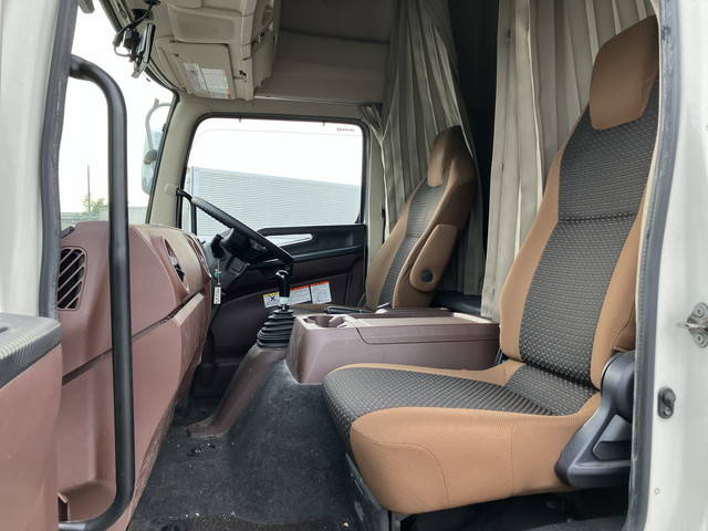 日野レンジャーアルミウイング中型（4t）[写真29]