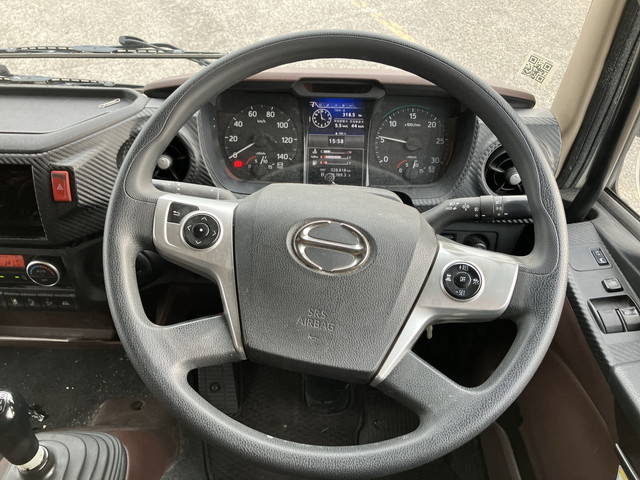 日野レンジャーアルミウイング中型（4t）[写真33]