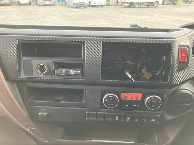 日野レンジャーアルミウイング中型（4t）[写真35]