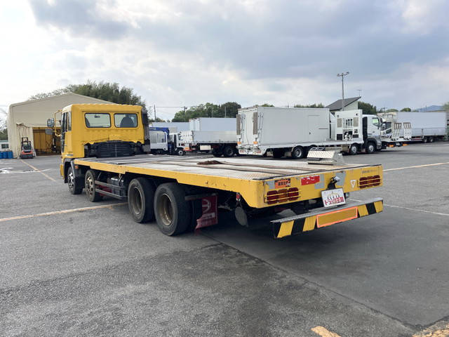 日野プロフィア平ボディ大型（10t）[写真04]