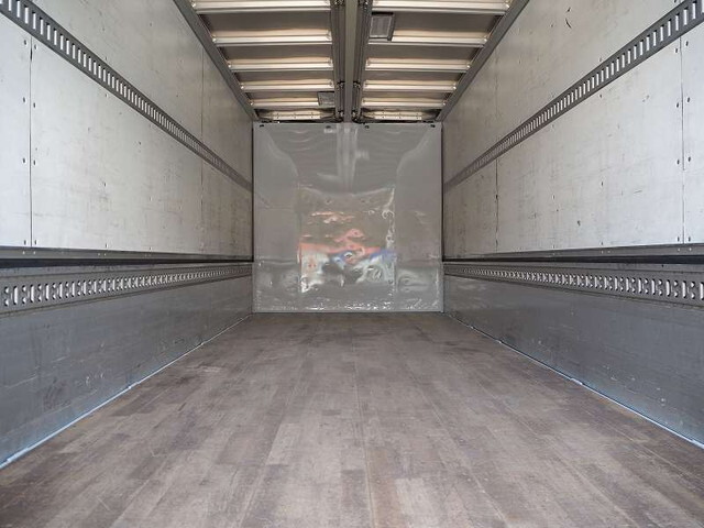 三菱ふそうキャンターアルミウイング小型（2t・3t）[写真14]