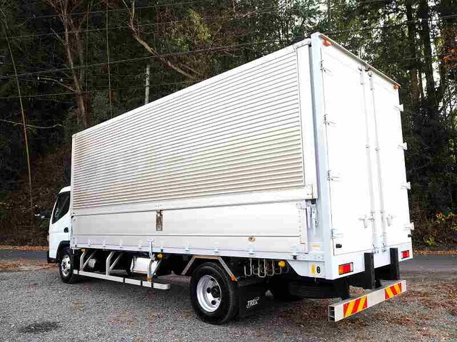 三菱ふそうキャンターアルミウイング小型（2t・3t）[写真04]