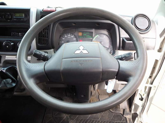 三菱ふそうキャンターアルミウイング小型（2t・3t）[写真40]