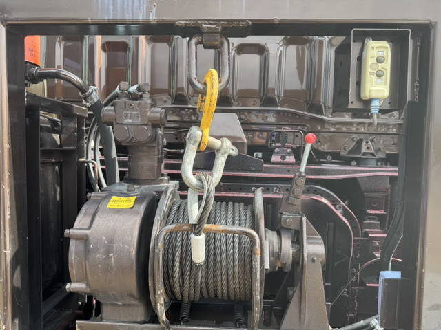 三菱ふそうスーパーグレートセルフローダー大型（10t）[写真09]