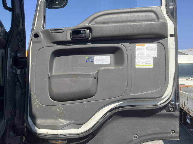 いすゞギガダンプ大型（10t）[写真28]