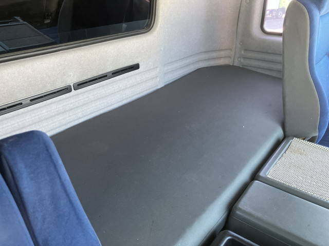 いすゞギガダンプ大型（10t）[写真34]