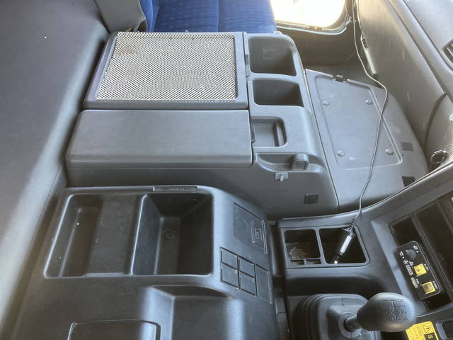 いすゞギガダンプ大型（10t）[写真35]