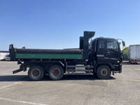 いすゞギガダンプ大型（10t）[写真07]