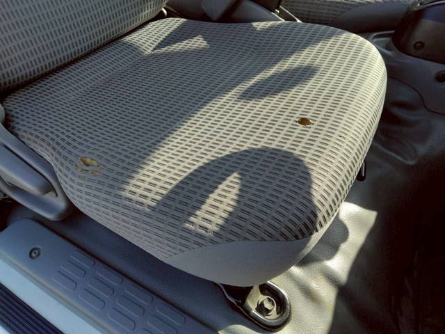 トヨタトヨエース平ボディ小型（2t・3t）[写真12]