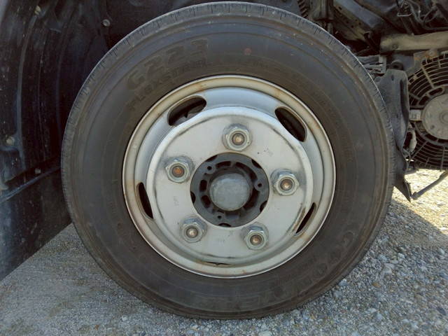 トヨタトヨエース平ボディ小型（2t・3t）[写真25]