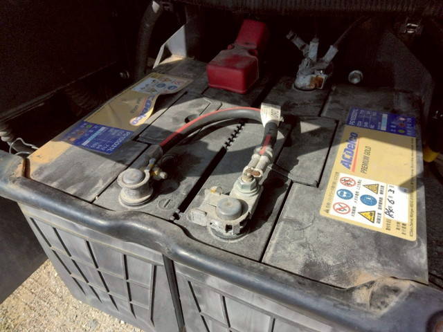 トヨタトヨエース平ボディ小型（2t・3t）[写真30]