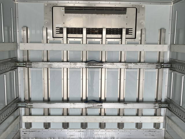 日野レンジャー冷凍車（冷蔵車）中型（4t）[写真15]