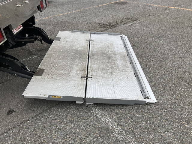 日野レンジャー冷凍車（冷蔵車）中型（4t）[写真20]