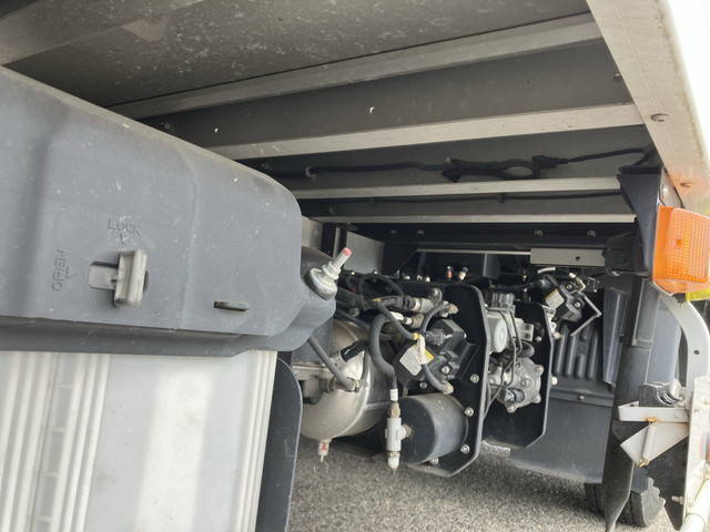 日野レンジャー冷凍車（冷蔵車）中型（4t）[写真26]