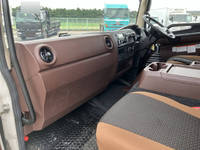 日野レンジャー冷凍車（冷蔵車）中型（4t）[写真31]