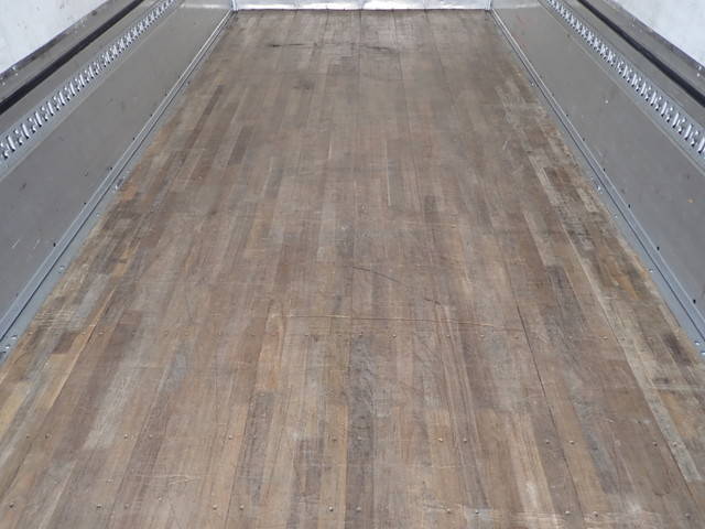 三菱ふそうファイターアルミウイング中型（4t）[写真15]