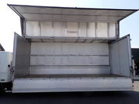 三菱ふそうファイターアルミウイング中型（4t）[写真18]