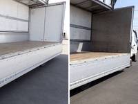 三菱ふそうファイターアルミウイング中型（4t）[写真19]