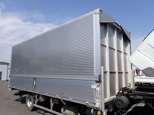 三菱ふそうファイターアルミウイング中型（4t）[写真19]