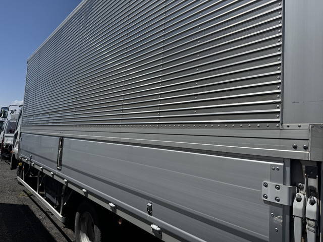 三菱ふそうファイターアルミウイング中型（4t）[写真20]