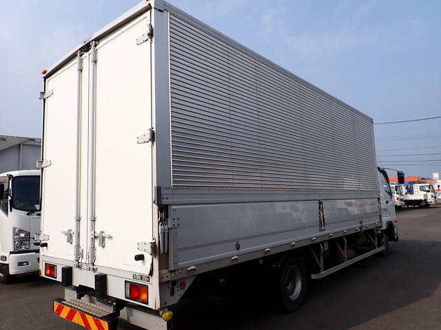 三菱ふそうファイターアルミウイング中型（4t）[写真03]