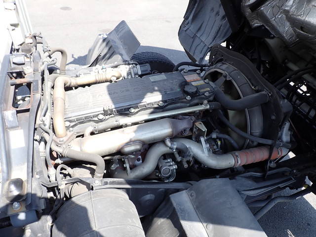 三菱ふそうファイターアルミウイング中型（4t）[写真38]