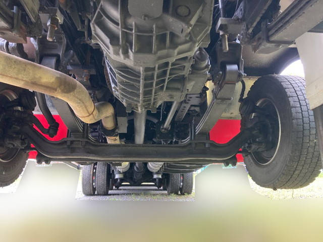 いすゞギガセルフローダー大型（10t）[写真21]