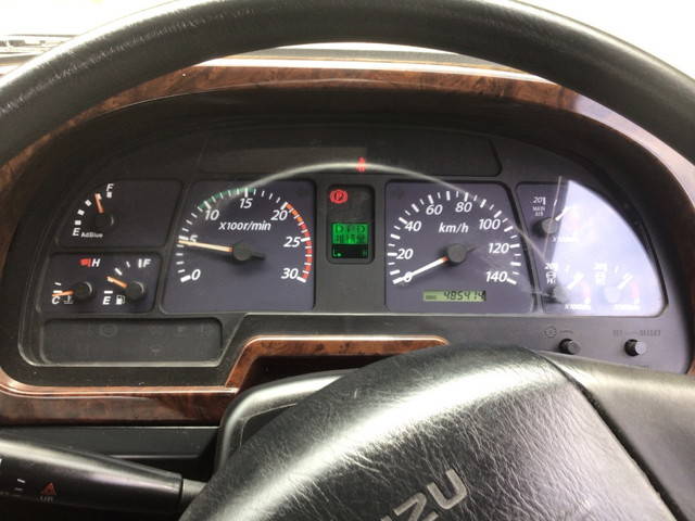 いすゞギガセルフローダー大型（10t）[写真36]