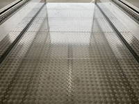 いすゞフォワード冷蔵冷凍ウイング増トン（6t・8t）[写真19]