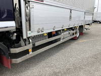 いすゞフォワード冷蔵冷凍ウイング増トン（6t・8t）[写真21]