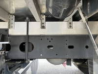 いすゞフォワード冷蔵冷凍ウイング増トン（6t・8t）[写真25]