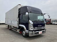 いすゞフォワード冷蔵冷凍ウイング増トン（6t・8t）[写真03]