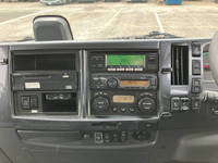 いすゞフォワード冷蔵冷凍ウイング増トン（6t・8t）[写真40]